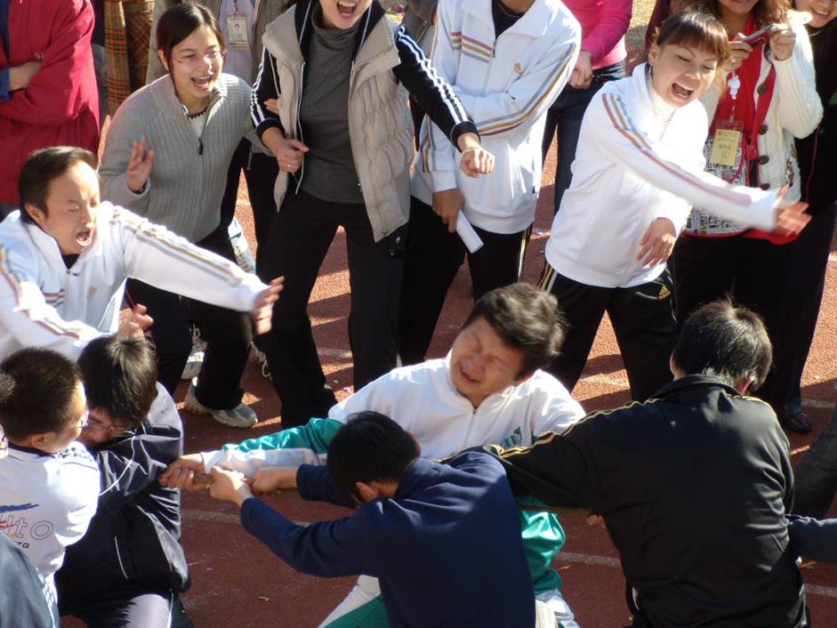 激烈的表情.jpg