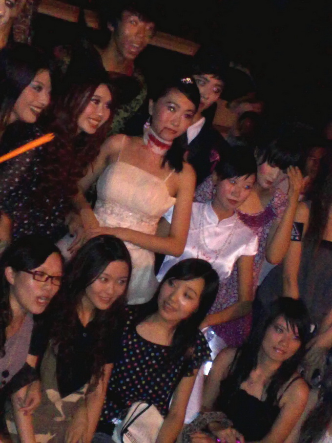 200810301153-001.jpg