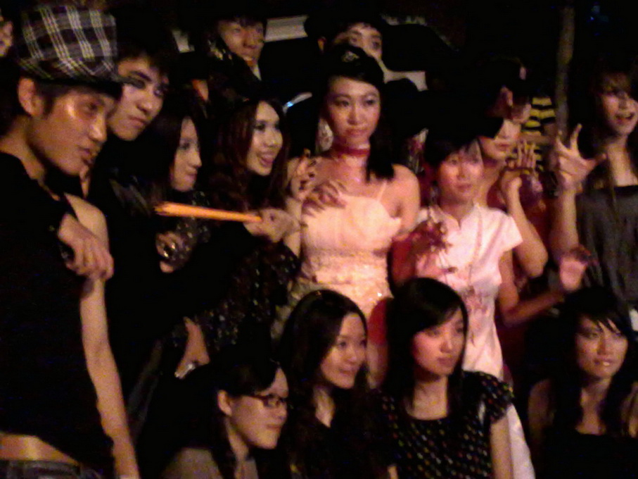 200810301155-001.jpg