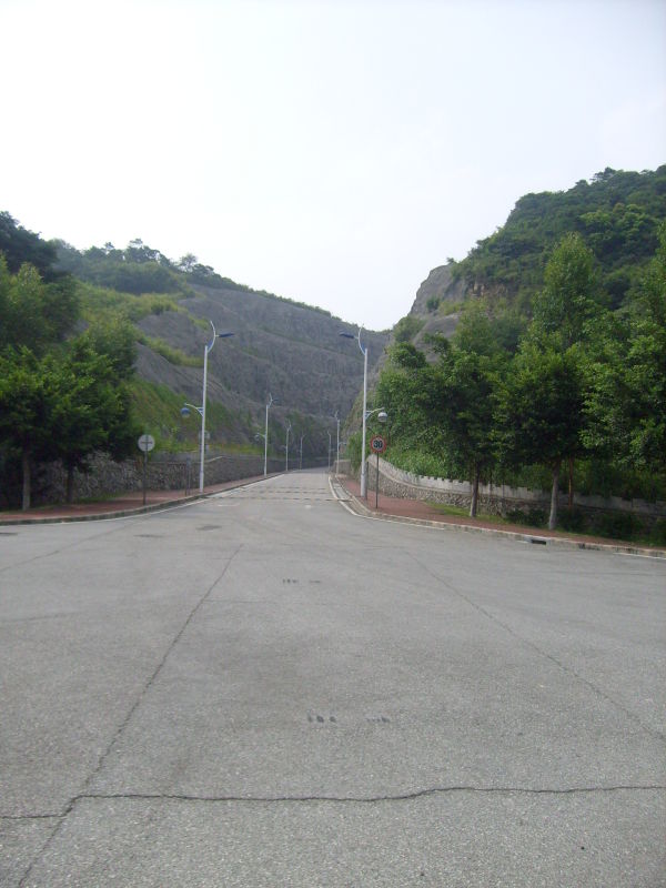 青山环绕.jpg